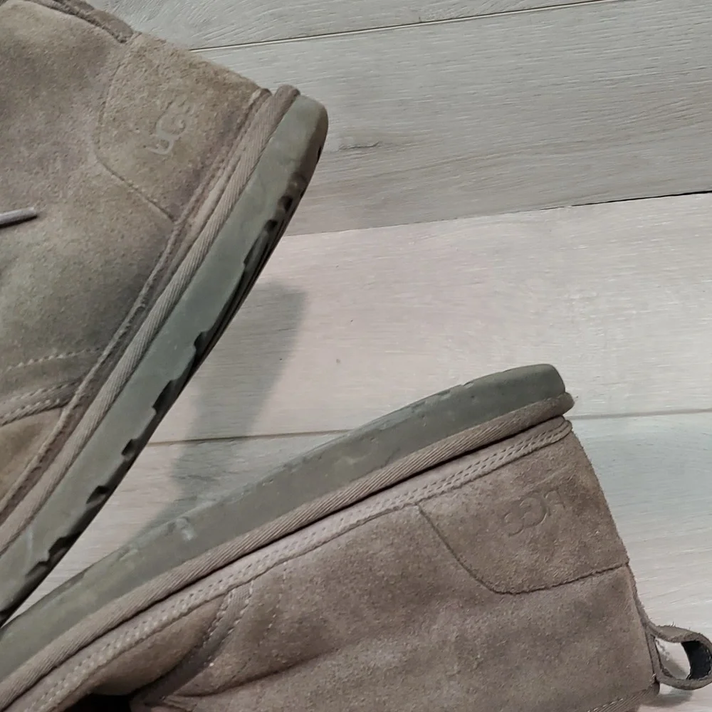 Ugg Australia Neumel Mens 3236 Ankle Leather Chukka Boots shoes sz 11